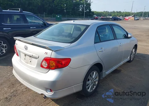 2010 Toyota Corolla S z USA, uszkodzony, nr VIN 2T1BU4EE3AC447745